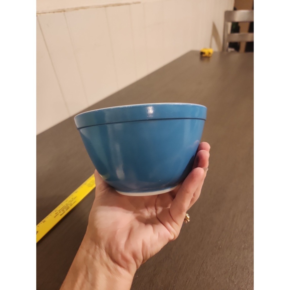 Vintage Pyrex #401 1.5 Quart Solid Blue Small Mixing Bowl Mid Century Kitchen - Picture 13 of 13